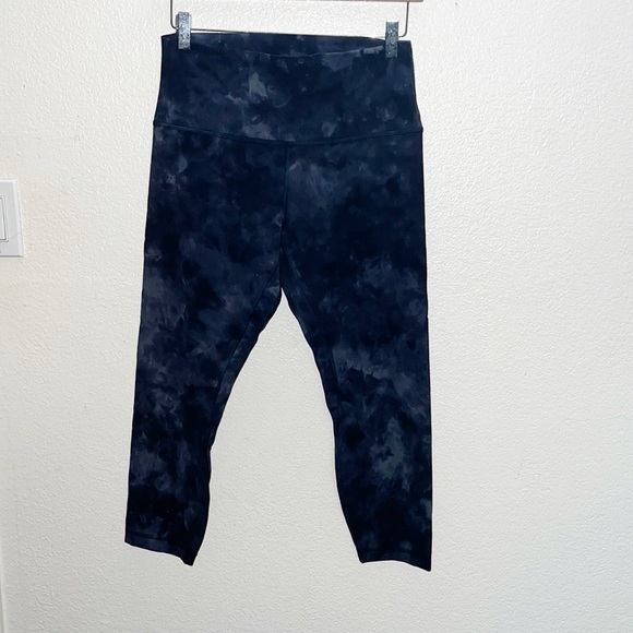 Lululemon Dicey Dye Asphalt Gray And True Navy 23” Crop Leggings - Picture 1 of 9